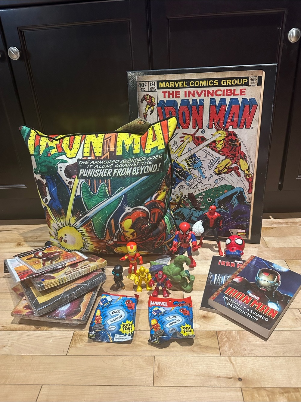Marvel Bundle - Picture 9 of 9